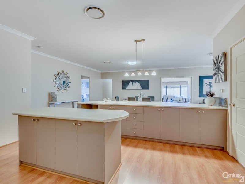 9 Bletchley Parkway, Southern River WA 6110