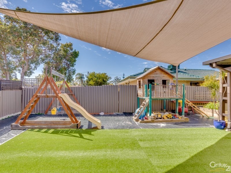 3 Bamshill Place, Thornlie WA 6108