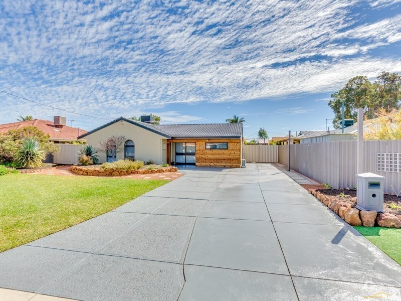 3 Bamshill Place, Thornlie WA 6108