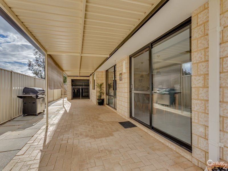 17 Fulmar Way, Seville Grove WA 6112