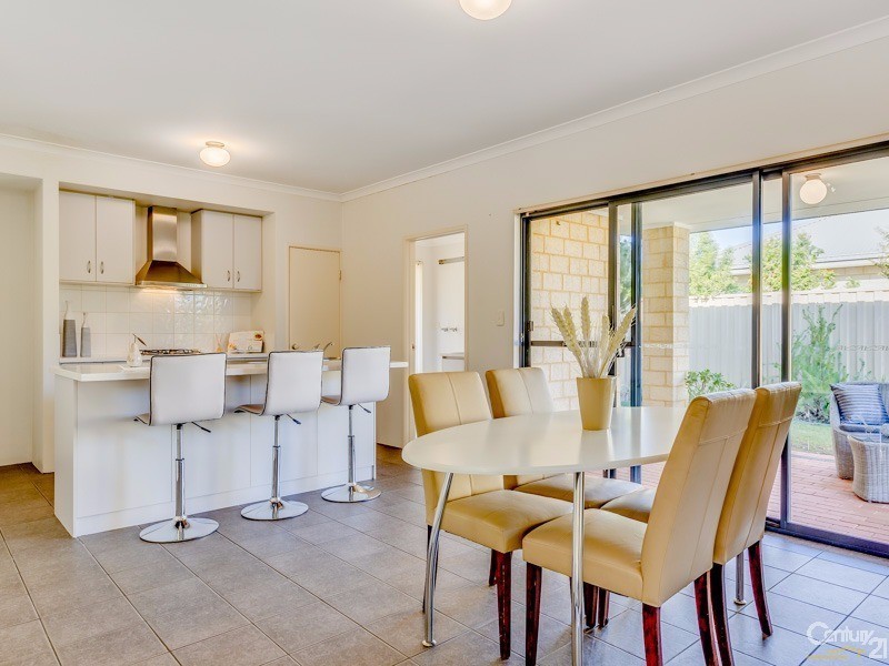 28 Pentland Street, Canning Vale WA 6155