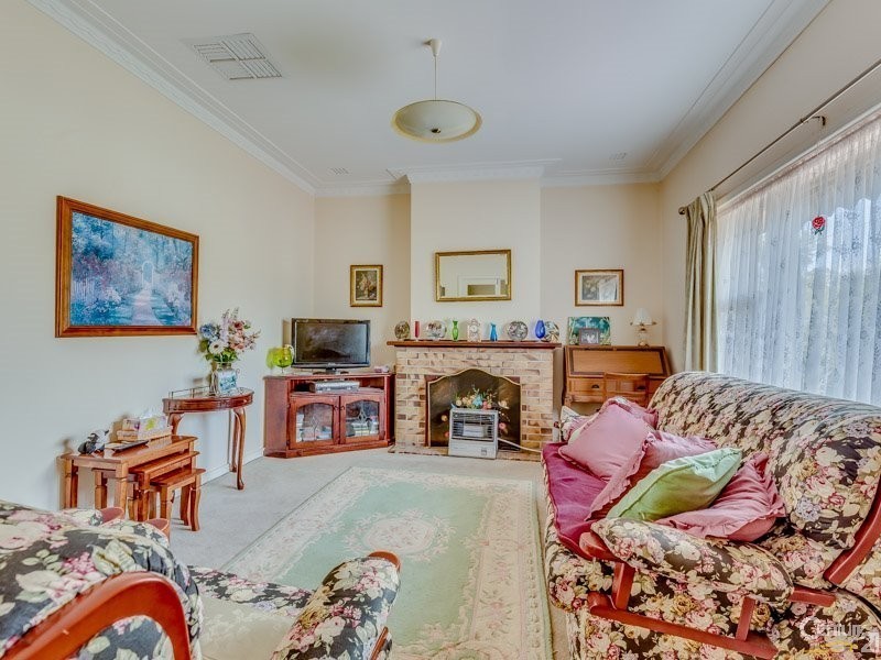 42 Great Southern Highway, Beverley WA 6304