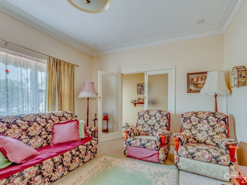 42 Great Southern Highway, Beverley WA 6304