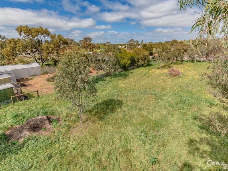 42 Great Southern Highway, Beverley WA 6304