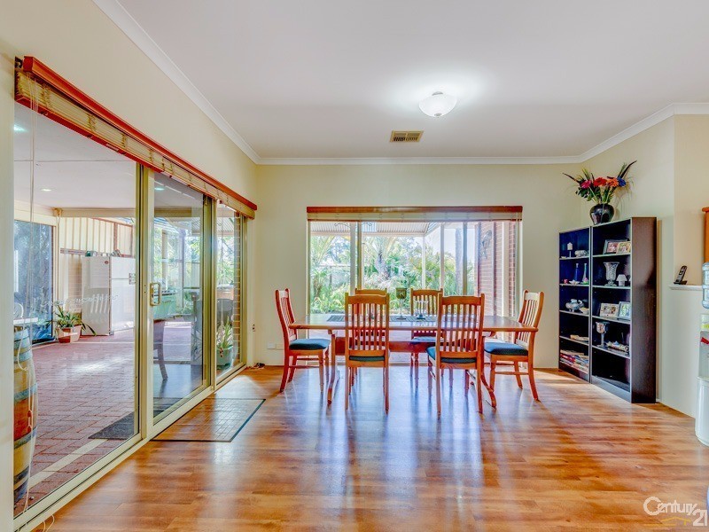 8 Darling Range Drive, Bedfordale WA 6112