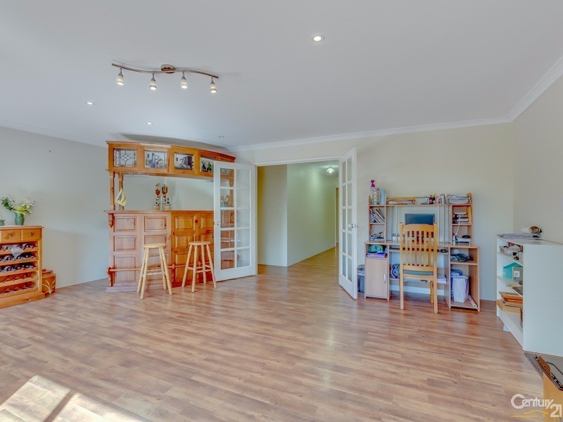 8 Darling Range Drive, Bedfordale WA 6112