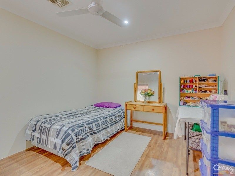 8 Darling Range Drive, Bedfordale WA 6112