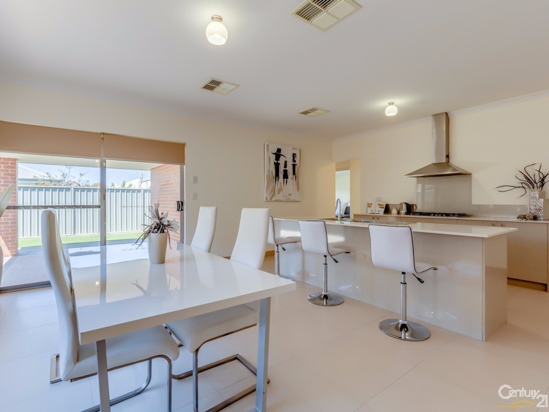 35 Wannell Street, Queens Park WA 6107