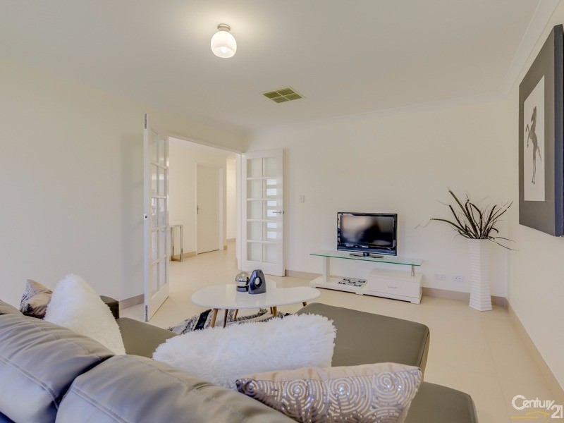 35 Wannell Street, Queens Park WA 6107