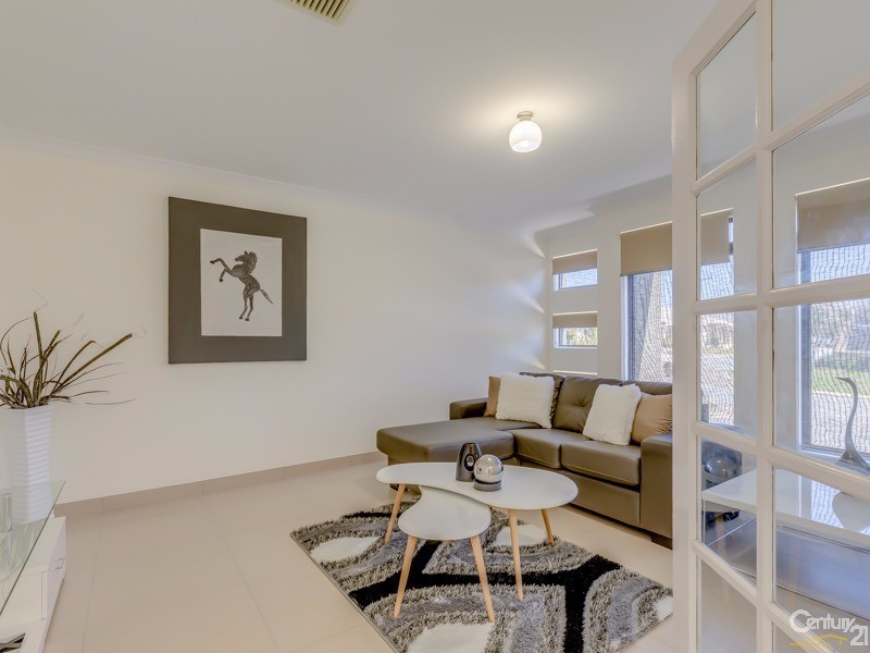 35 Wannell Street, Queens Park WA 6107