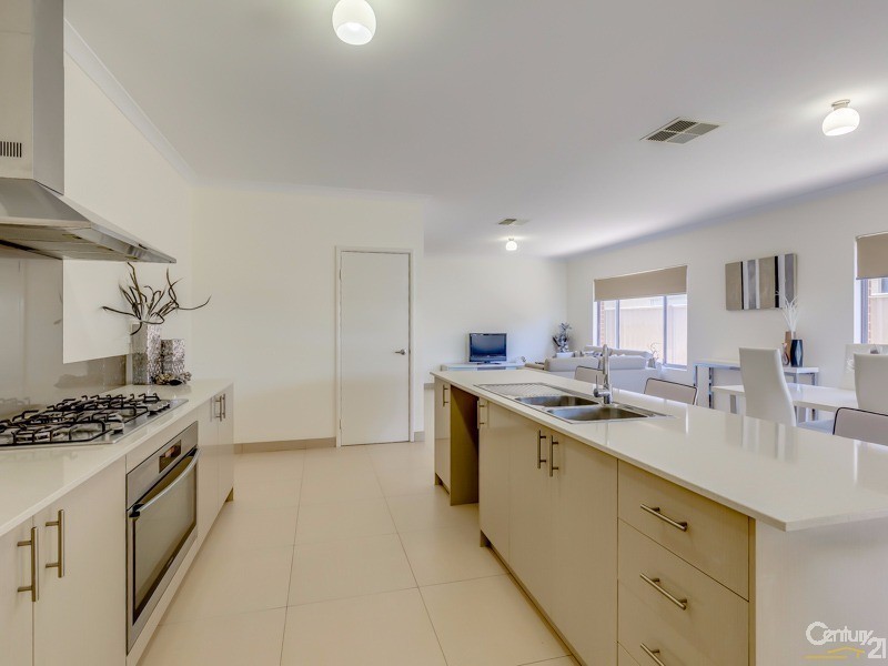 35 Wannell Street, Queens Park WA 6107