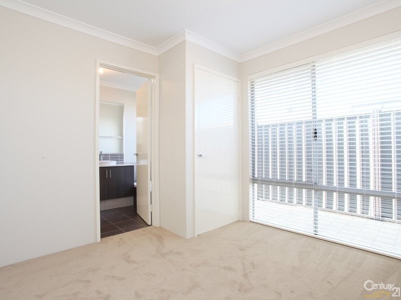 35 Barnevelder Bend, Southern River WA 6110