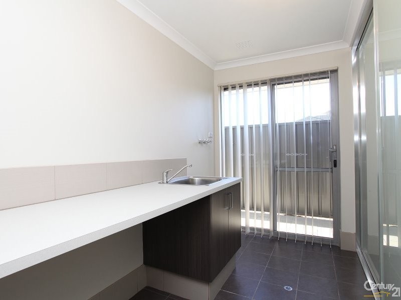 35 Barnevelder Bend, Southern River WA 6110