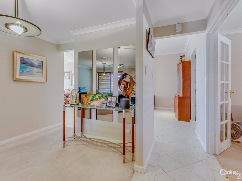 20 Fantail Way, Huntingdale WA 6110
