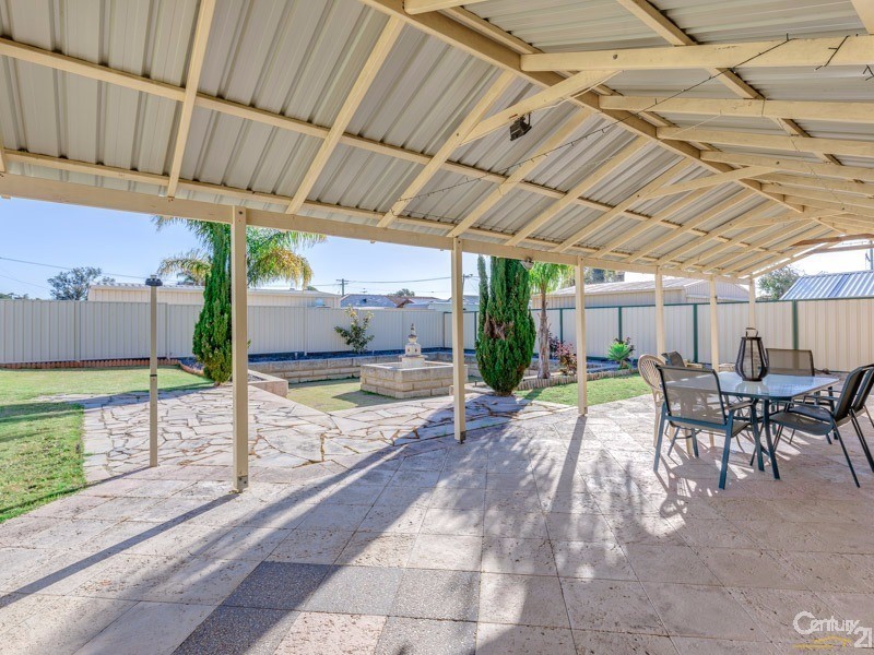 9 Lorikeet Way, Gosnells WA 6110