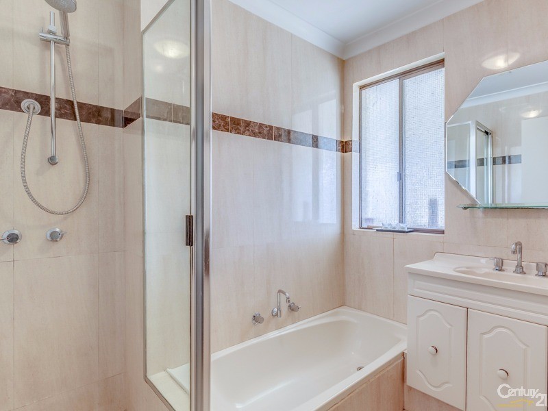 9 Lorikeet Way, Gosnells WA 6110