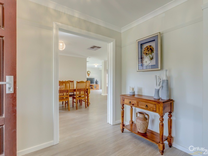 58 Waratah Boulevard, Canning Vale WA 6155