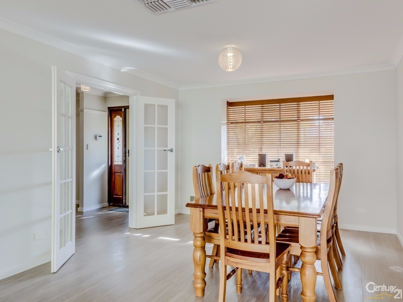 58 Waratah Boulevard, Canning Vale WA 6155