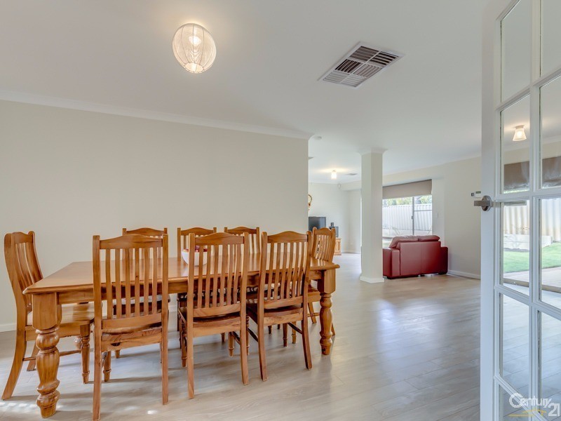 58 Waratah Boulevard, Canning Vale WA 6155