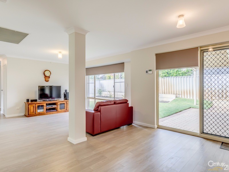 58 Waratah Boulevard, Canning Vale WA 6155