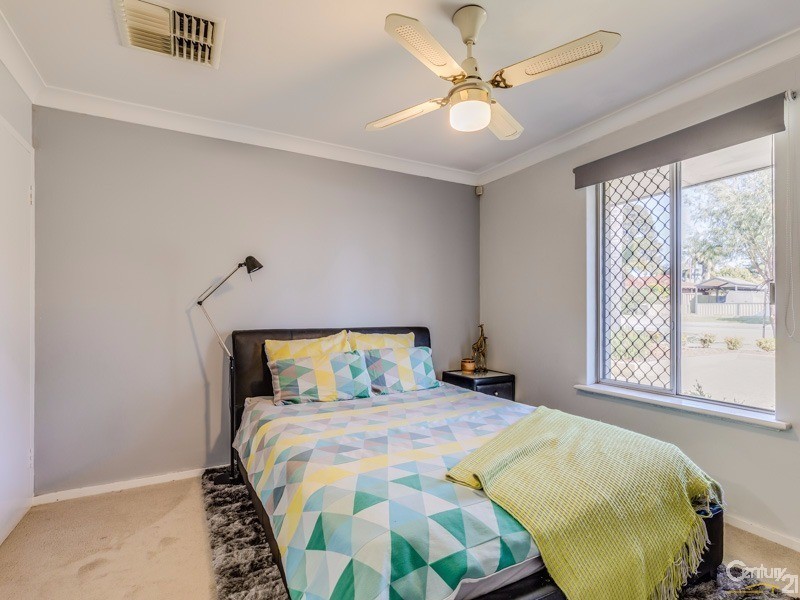 116 Hume Road, Thornlie WA 6108