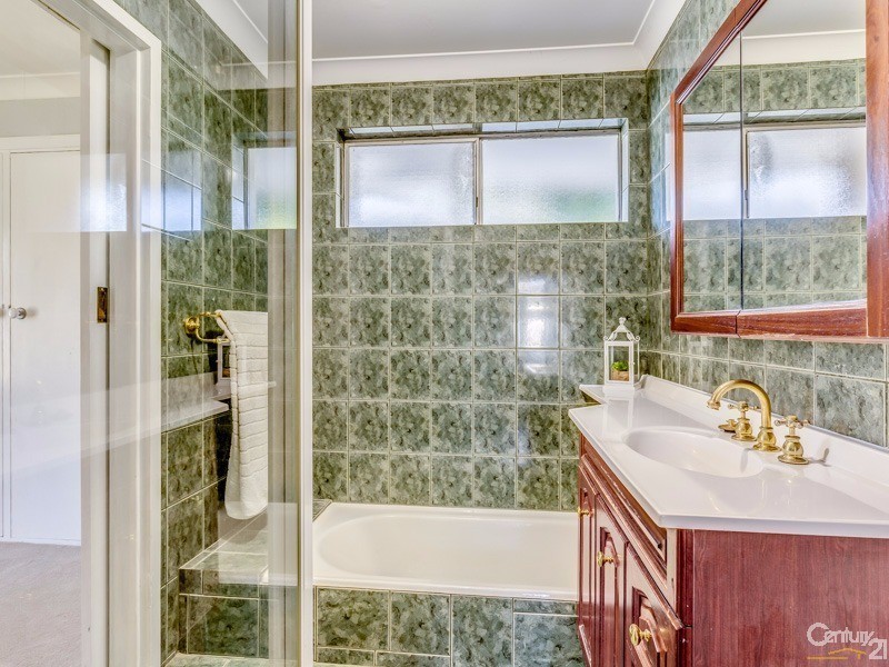 116 Hume Road, Thornlie WA 6108