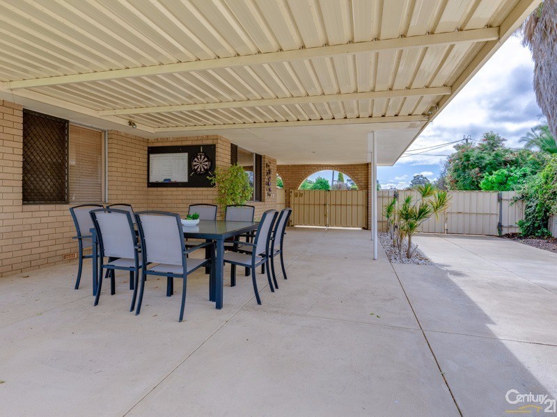 118 Partridge Way, Thornlie WA 6108