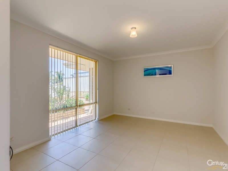 15 Ronsard Place, Yangebup WA 6164
