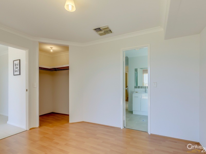 15 Ronsard Place, Yangebup WA 6164