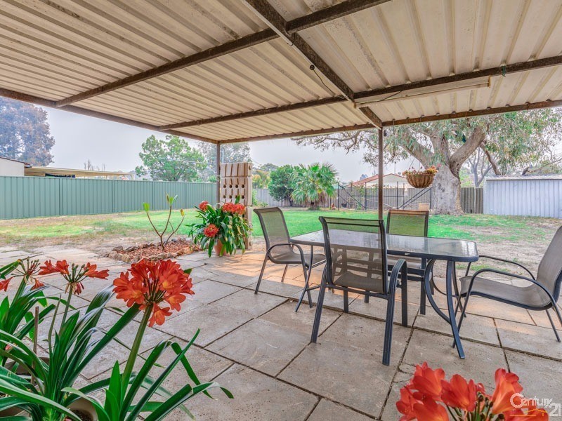 25 Dunnell Street, Maddington WA 6109