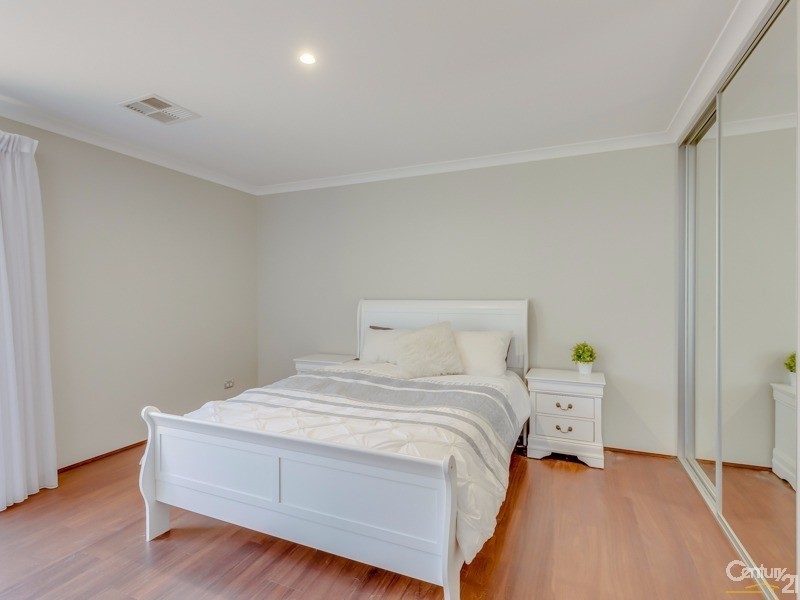 16 Bradstocks Grove, Southern River WA 6110