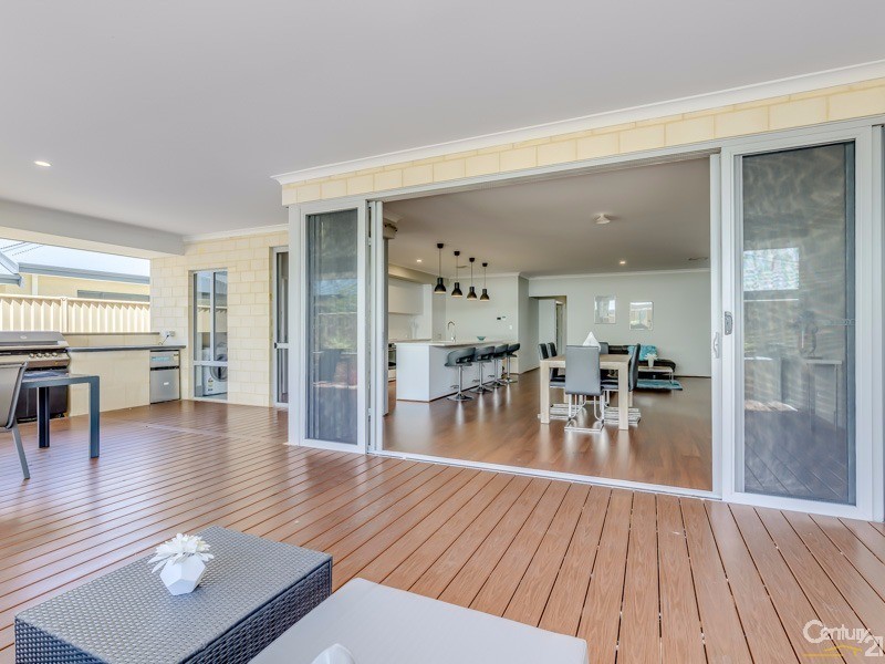 16 Bradstocks Grove, Southern River WA 6110