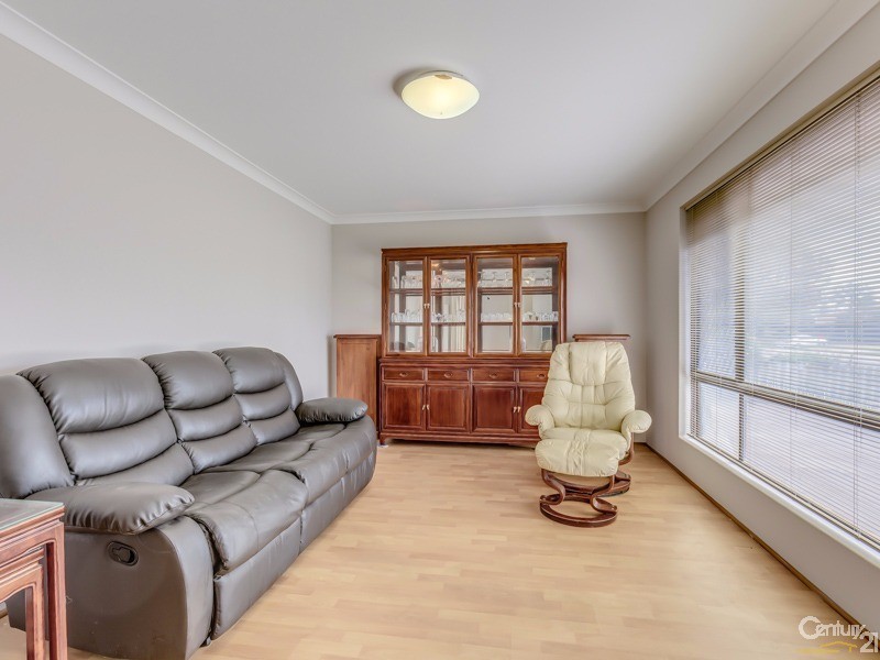16 Oliphant Street, Kenwick WA 6107