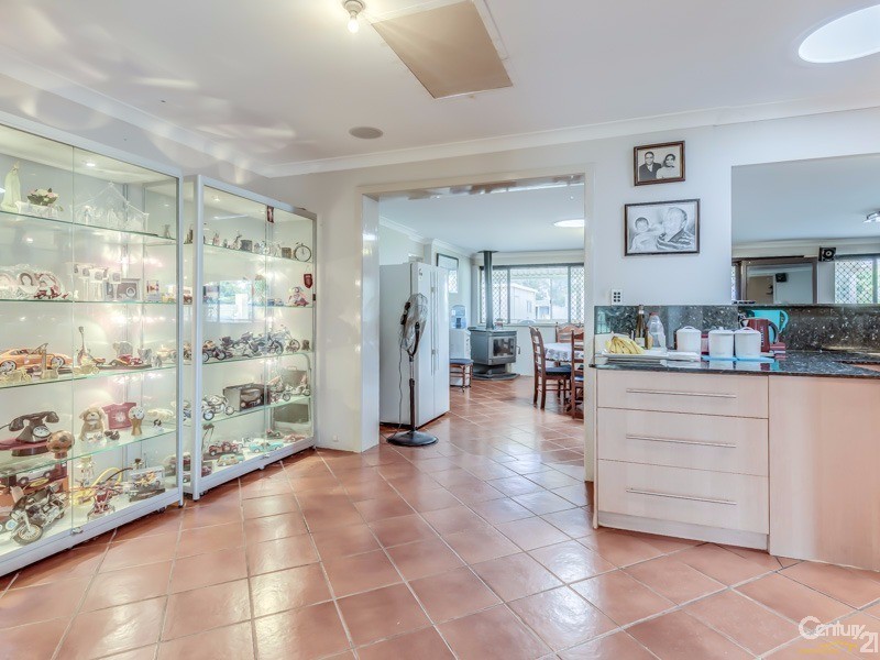 16 Oliphant Street, Kenwick WA 6107