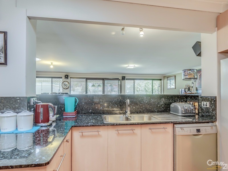 16 Oliphant Street, Kenwick WA 6107