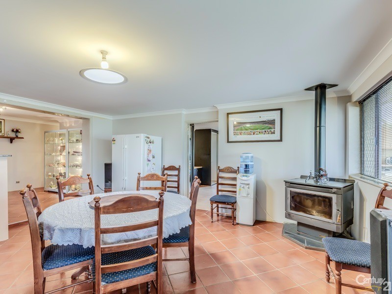 16 Oliphant Street, Kenwick WA 6107