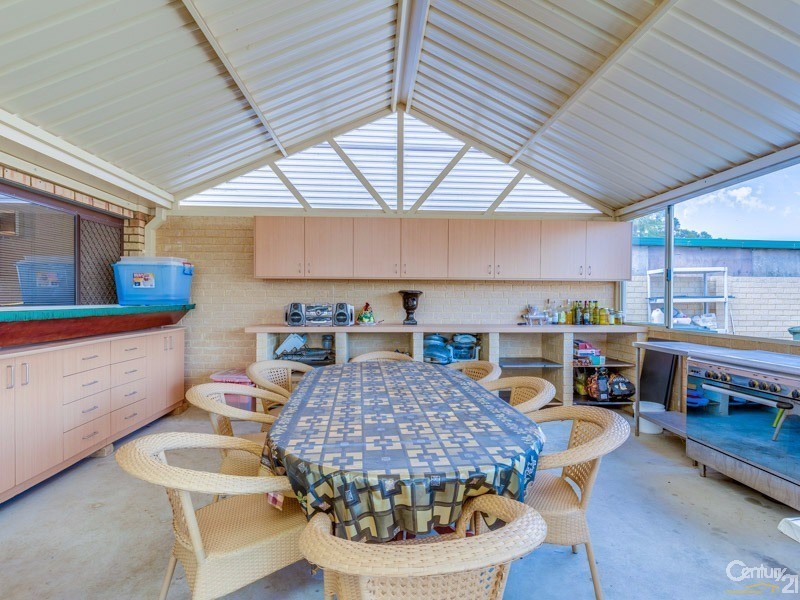 16 Oliphant Street, Kenwick WA 6107