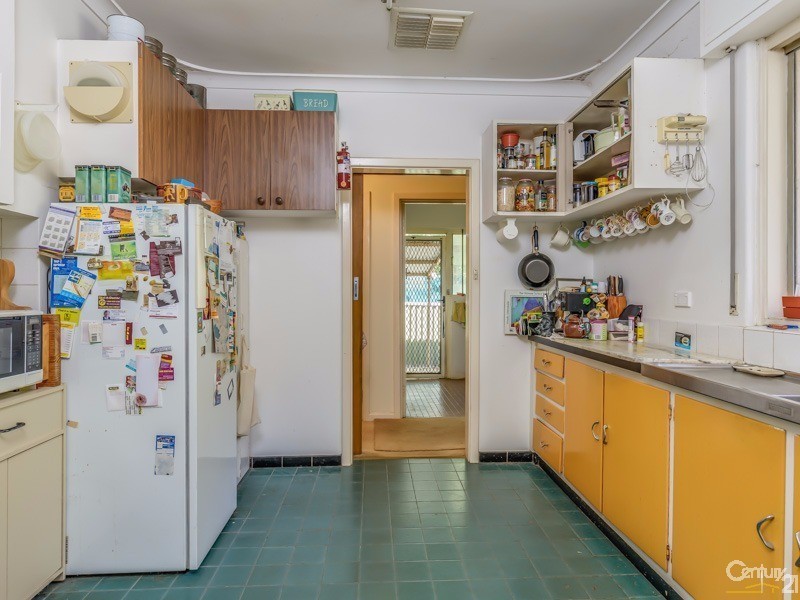 30 Harry Street, Gosnells WA 6110