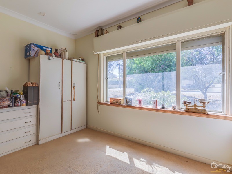 30 Harry Street, Gosnells WA 6110