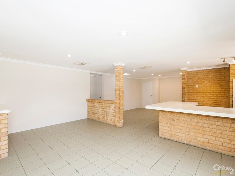 7 Cassia Place, Thornlie WA 6108