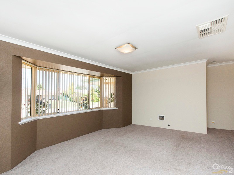 7 Cassia Place, Thornlie WA 6108