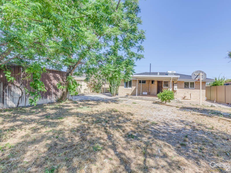 112 Dulwich Street, Beckenham WA 6107