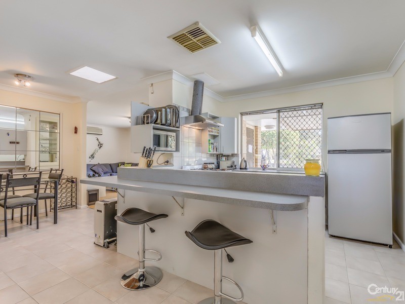 15 Masters Street, Kenwick WA 6107