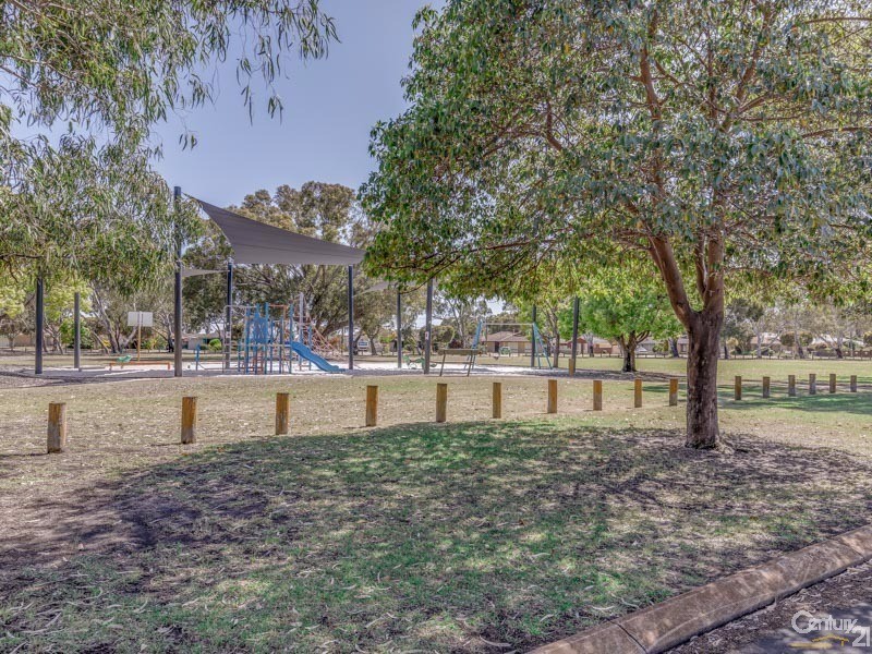 15 Masters Street, Kenwick WA 6107