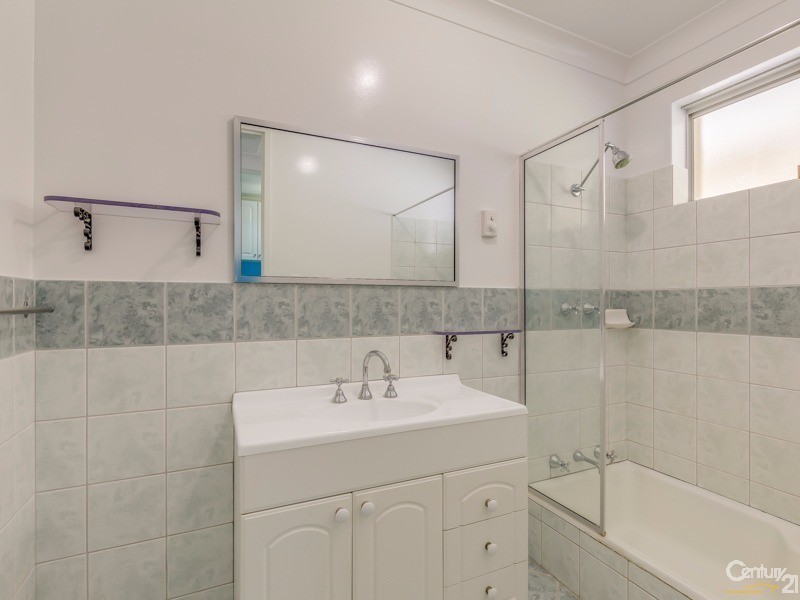 38 Ravenhill Road, Thornlie WA 6108