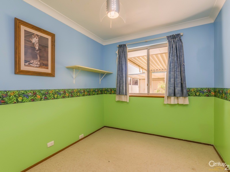 38 Ravenhill Road, Thornlie WA 6108