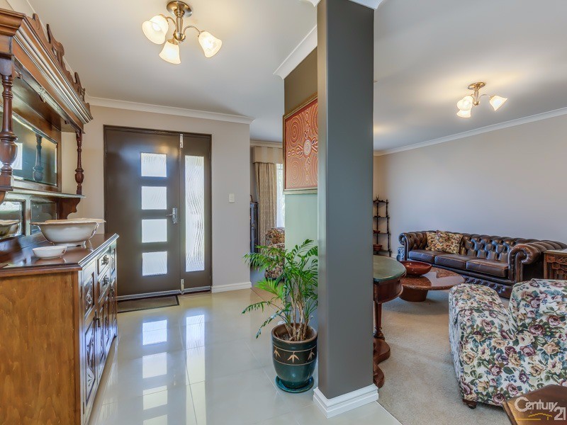 7 Mayhew Cross, Atwell WA 6164