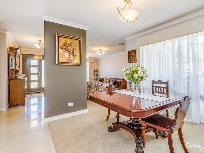 7 Mayhew Cross, Atwell WA 6164