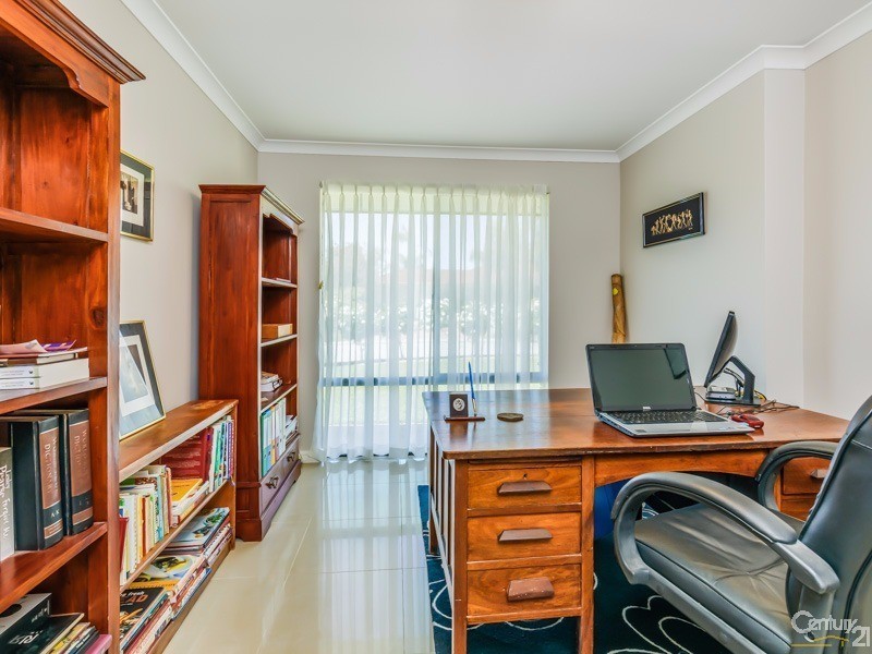 7 Mayhew Cross, Atwell WA 6164