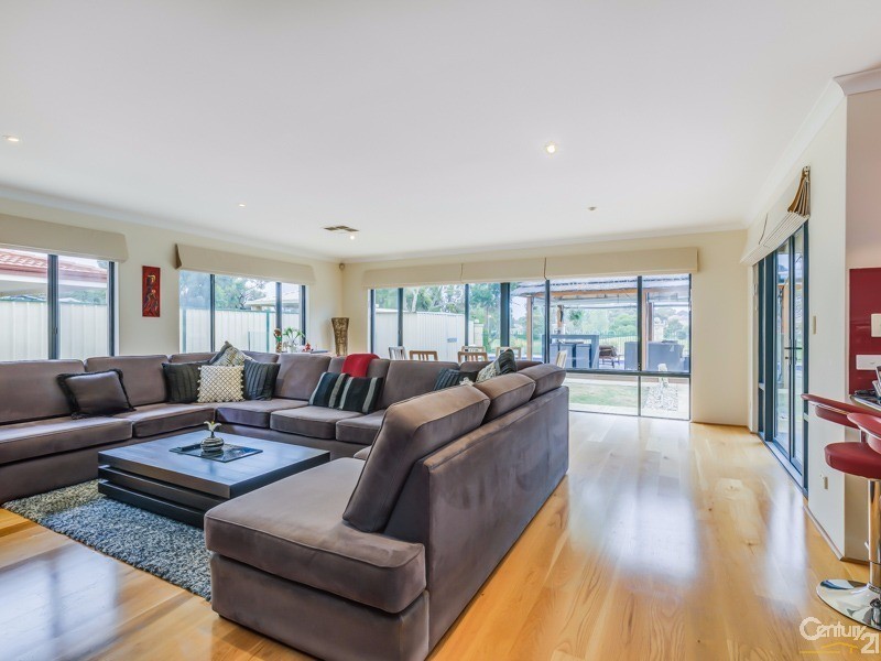 44 Dean Road, Jandakot WA 6164